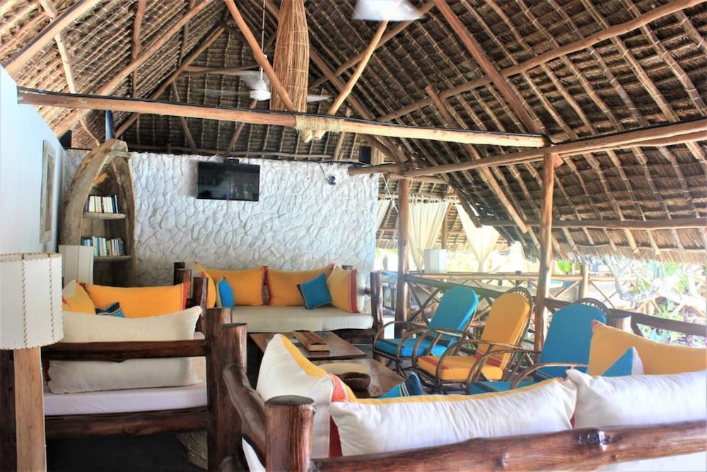 Mvuvi Lodge 30/50