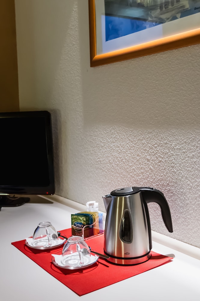 Ibis Porto Sao Joao 50/59