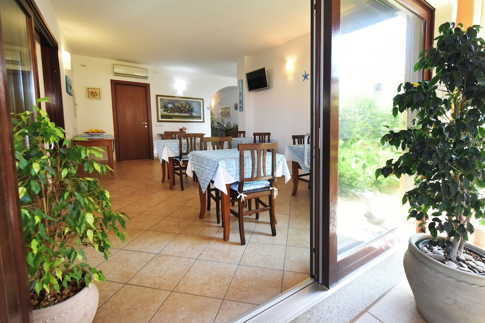 Il Girasole Hotel 36/50
