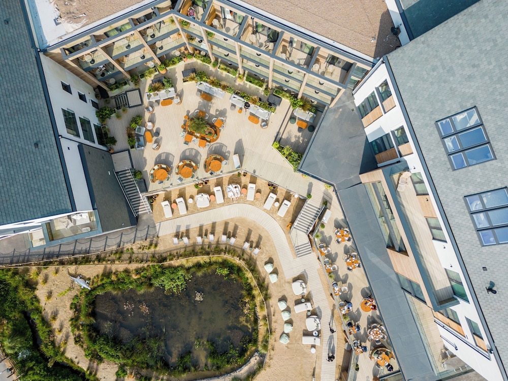 Harbour Beach Club, Hotel & Spa 47/50