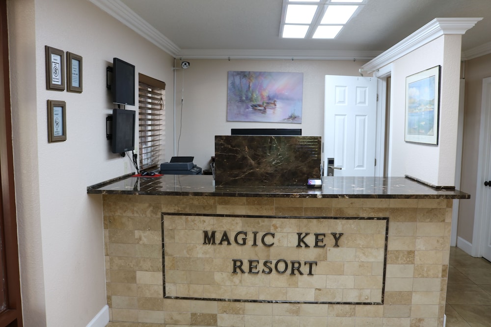 Magic Key Resort 10/68