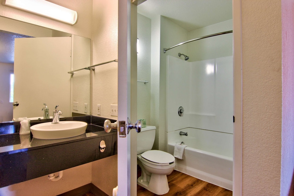 Motel6 Sacramento, CA – South Sacramento & Elk Grove 41/44