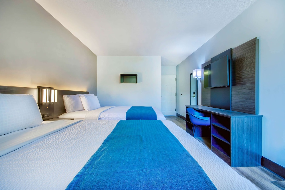 Motel6 Jeffersonville, IN - Louisville 14/33