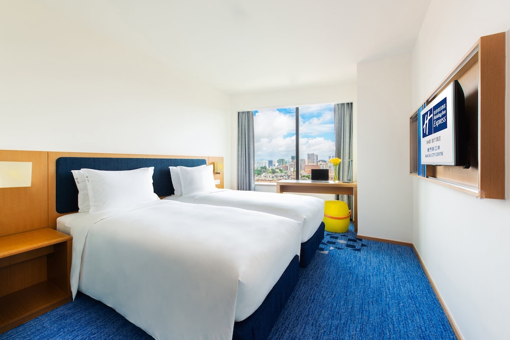 Holiday Inn Express Macau City Centre 15/50