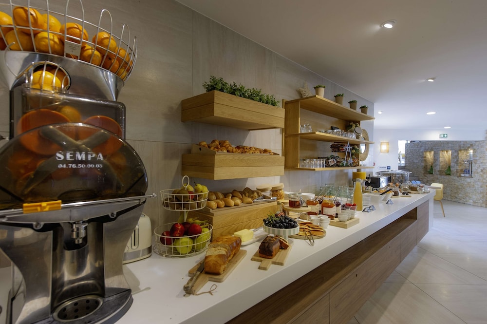 Kyriad Montpellier Lunel 36/72