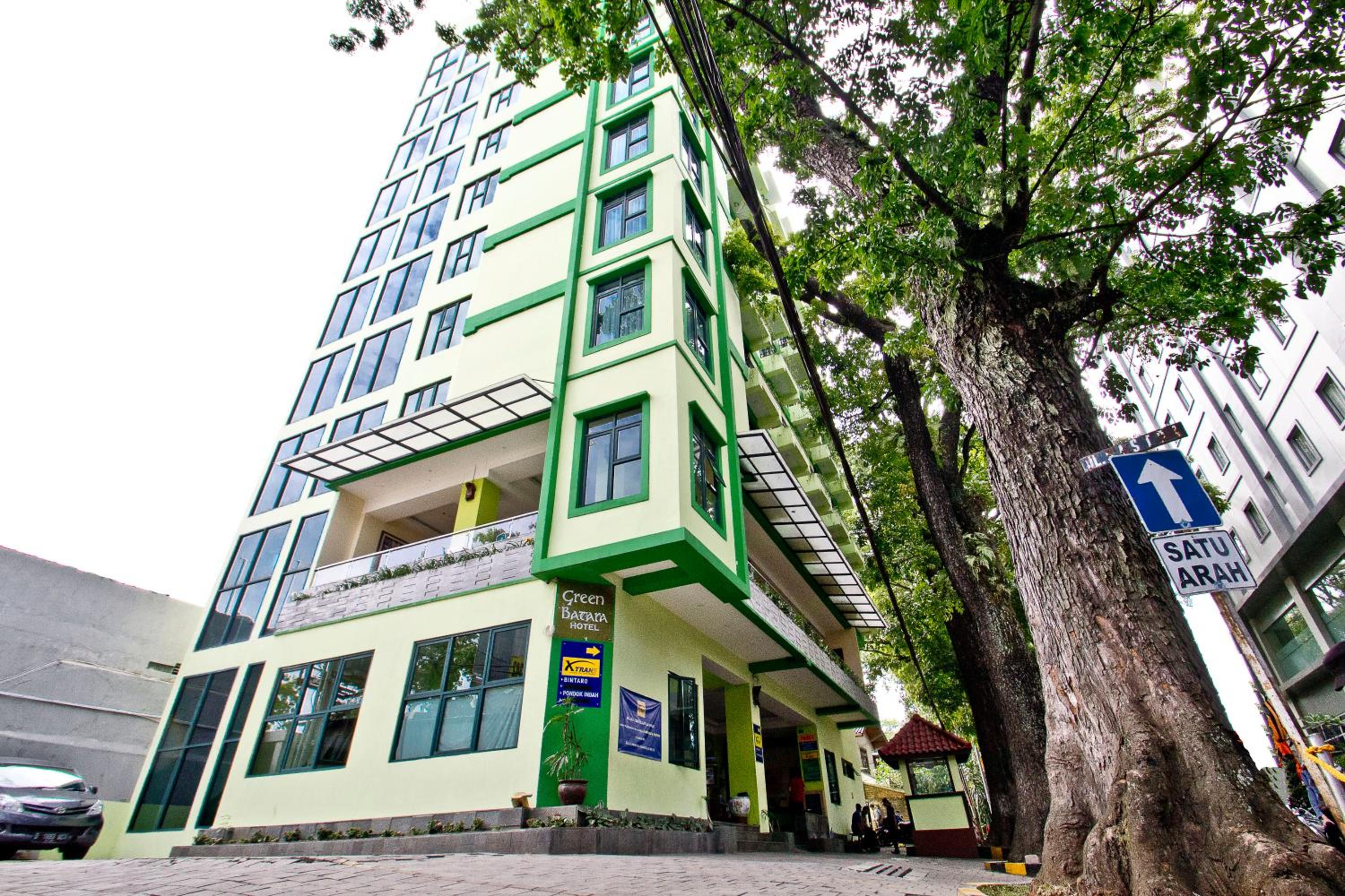 Green Batara Hotel 2/50