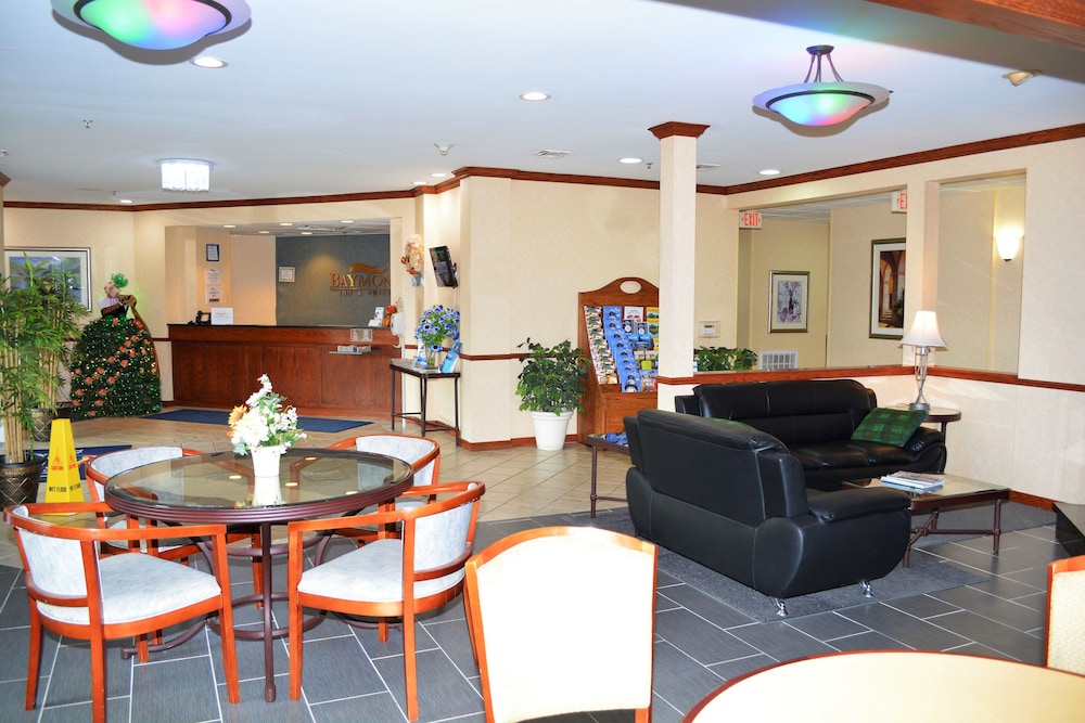Baymont by Wyndham Waterford/Burlington WI 30/43