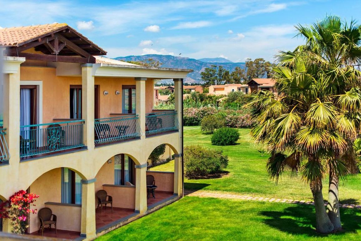 Hotel Santa Gilla 2/66