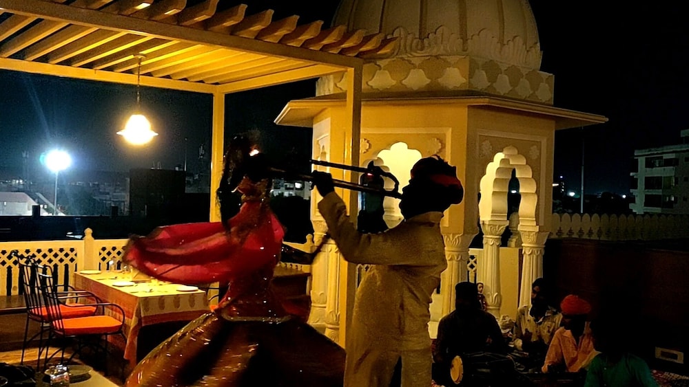Laxmi Palace Heritage Boutique Hotel 53/65