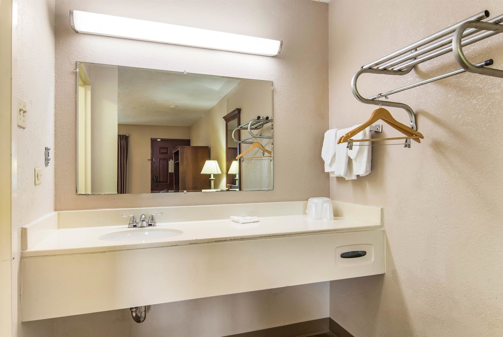 Motel6 Alsip, IL 13/58
