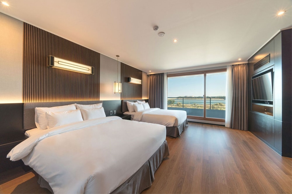 Dignity Hotel 29/70