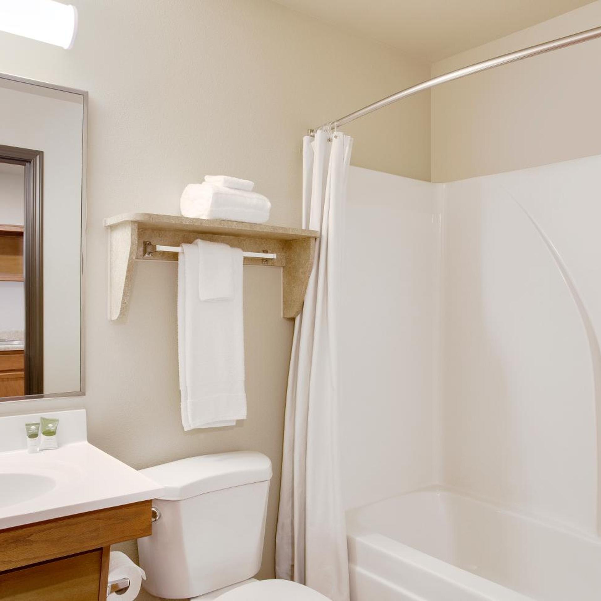 WoodSpring Suites Washington DC Andrews AFB 23/25