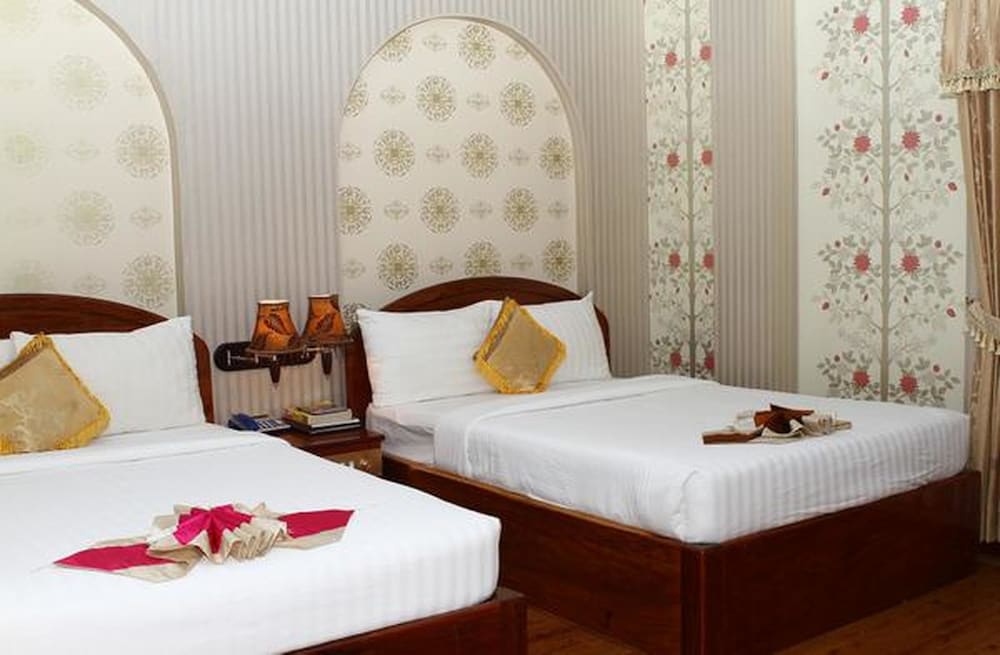King Fy Hotel 32/48