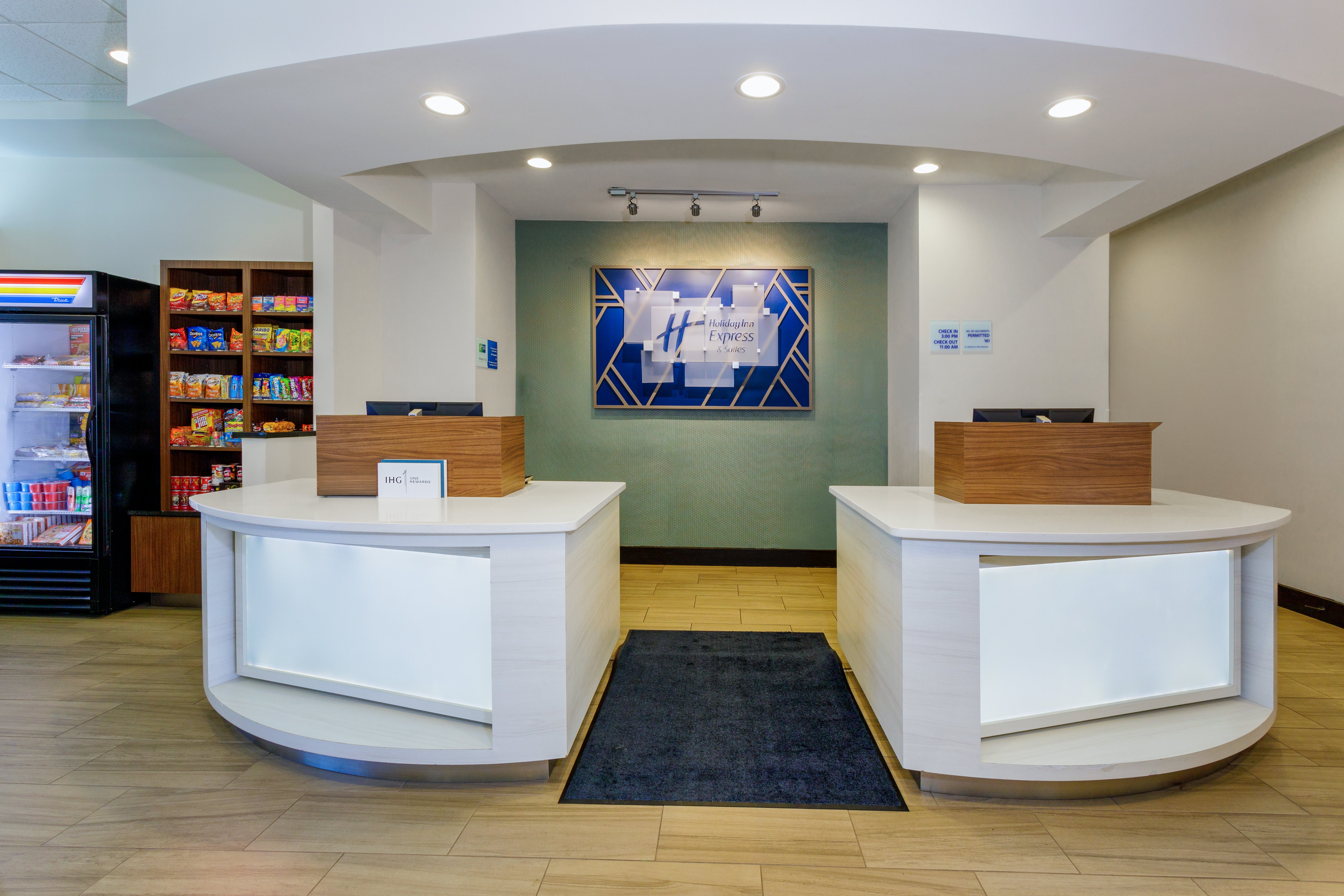 Holiday Inn Express Hotel Suites Oceanfront Daytona Beach Shores 11/48