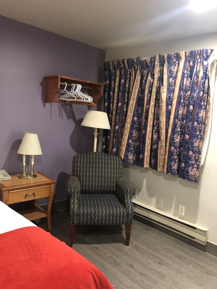 Thriftlodge By Wyndham Moncton 32/57