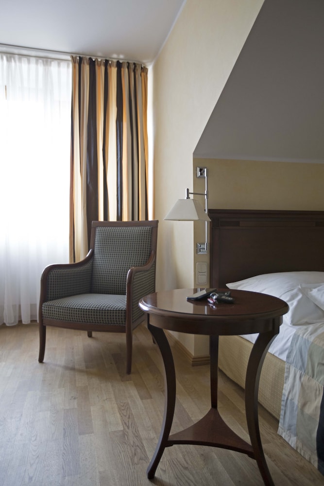 Gasthof Hotel Neuwirt 18/50