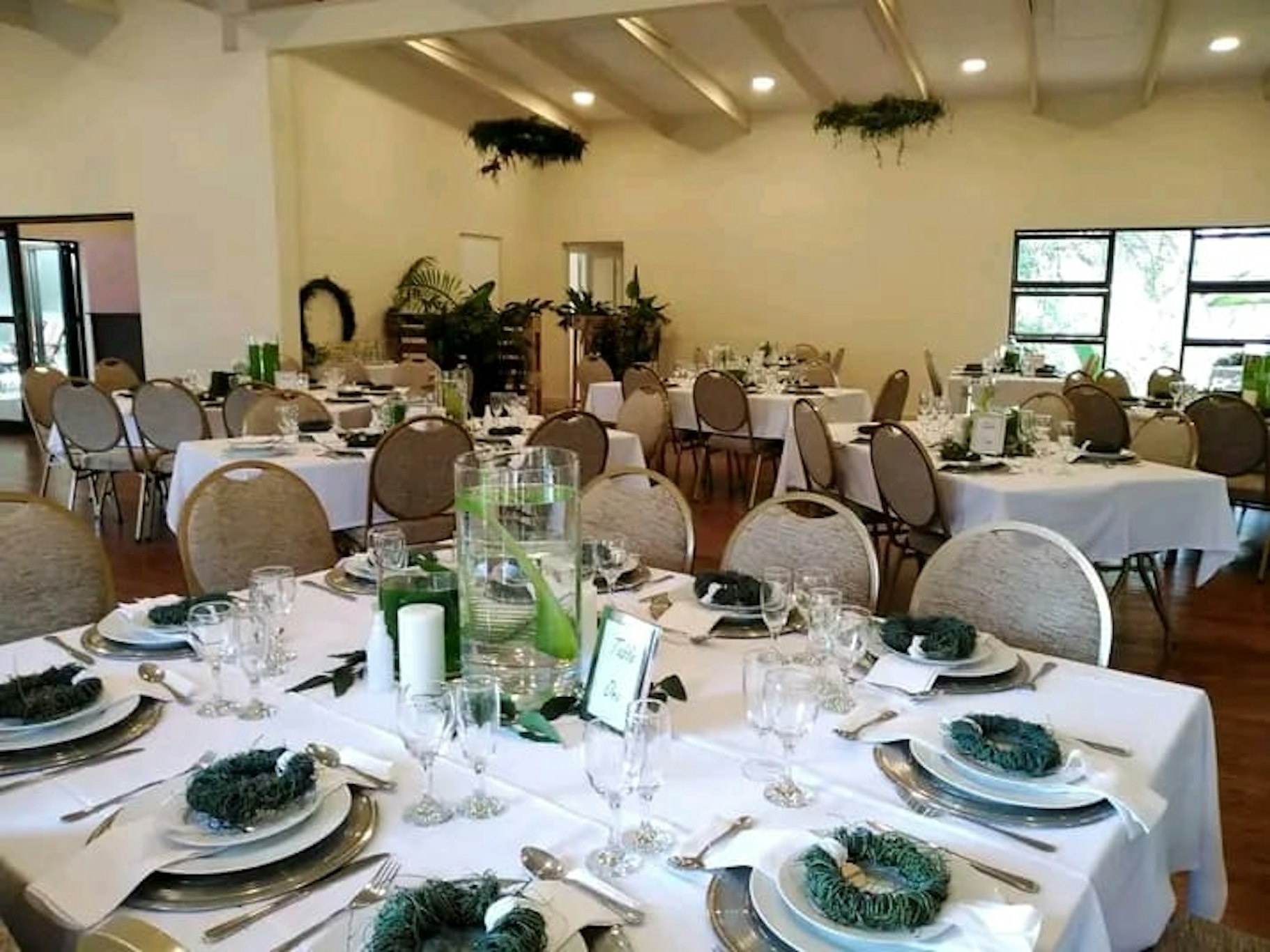 FAR HILLS COUNTRY HOTEL 32/53