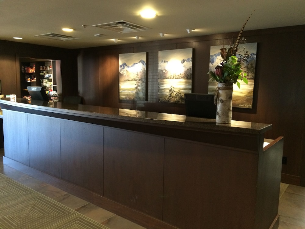 Executive Suites Hotel Resort Squamish 13/68