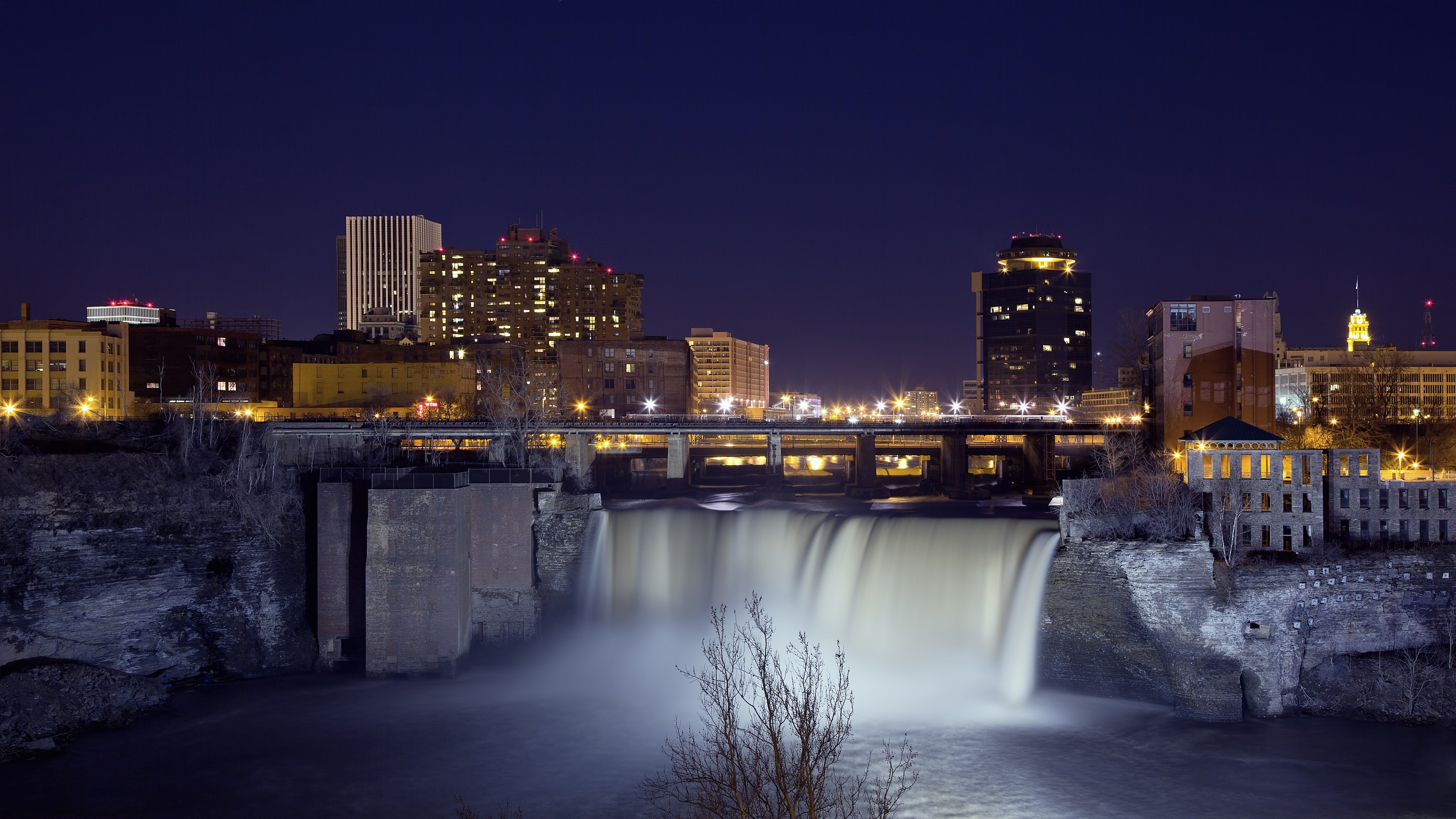 STAYBRIDGE SUITES ROCHESTER - UNIVERSITY 74/78