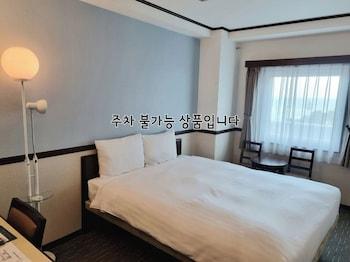 Room, Double Bed, Partial Sea View, No Parking