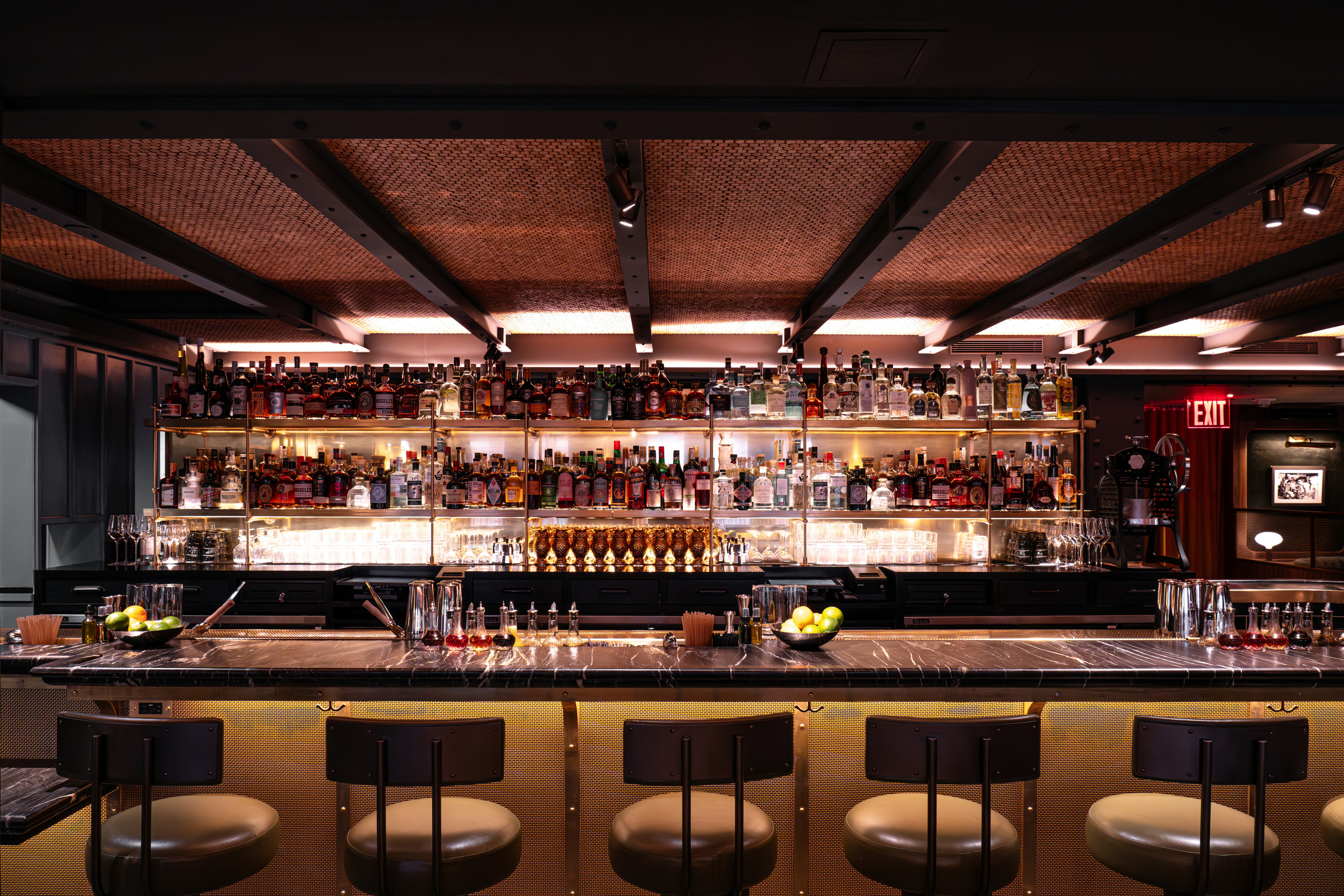 The Martinique New York On Broadway Curio Collection By Hilton 33/50