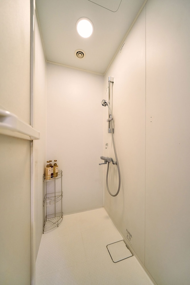 سكن مشترك للنساء بحمام مشترك، Hotel Plus Hostel Tokyo Kawasaki 2/2