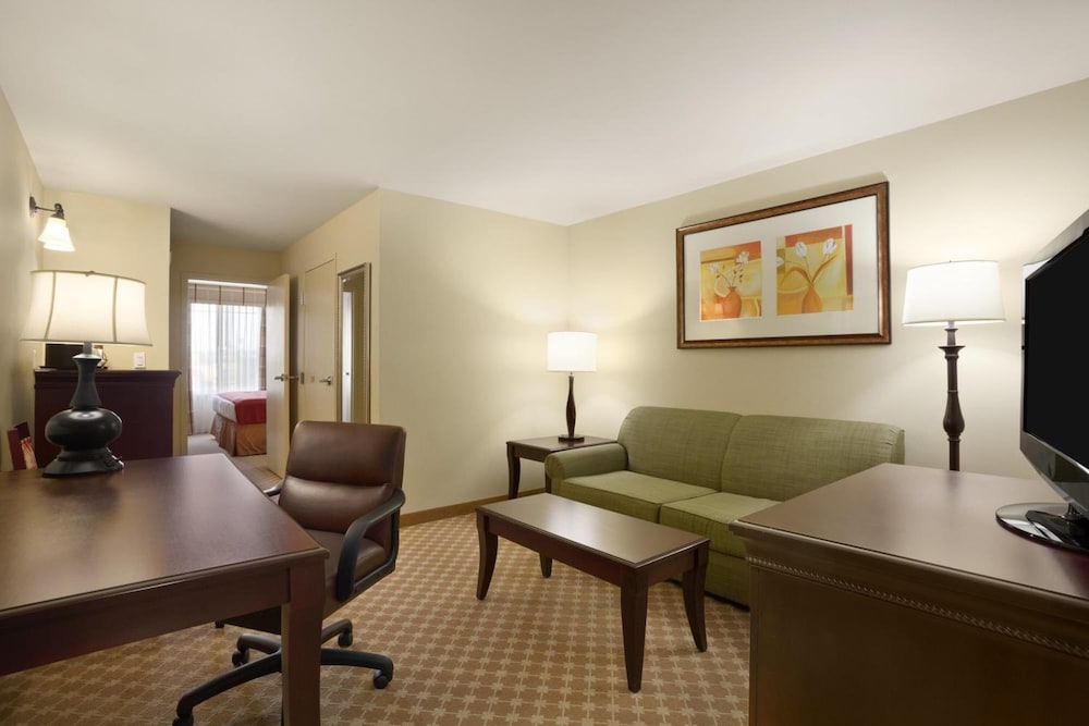 Holiday Inn & Suites Barstow 33/48