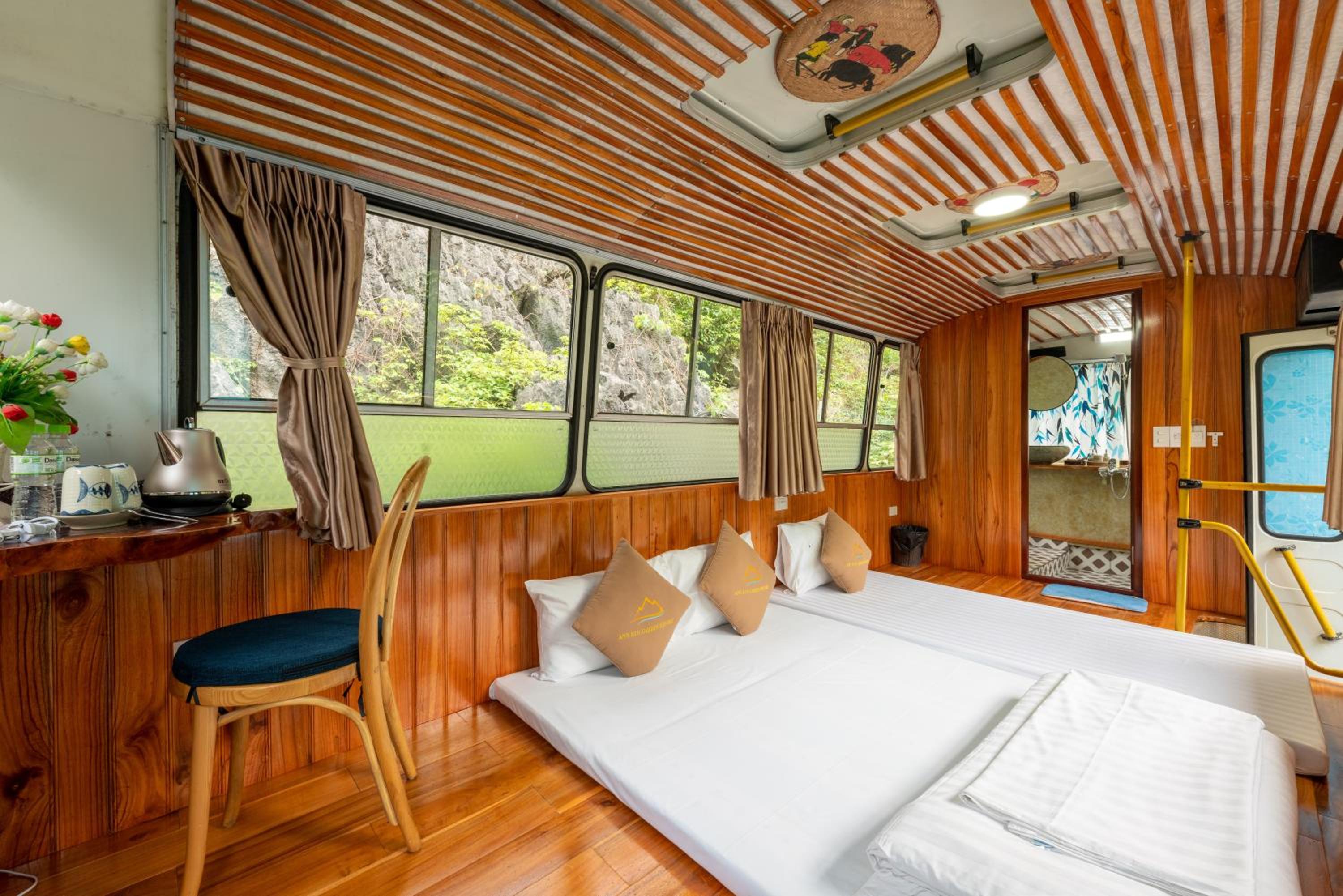 Mobile Home, Double Bed