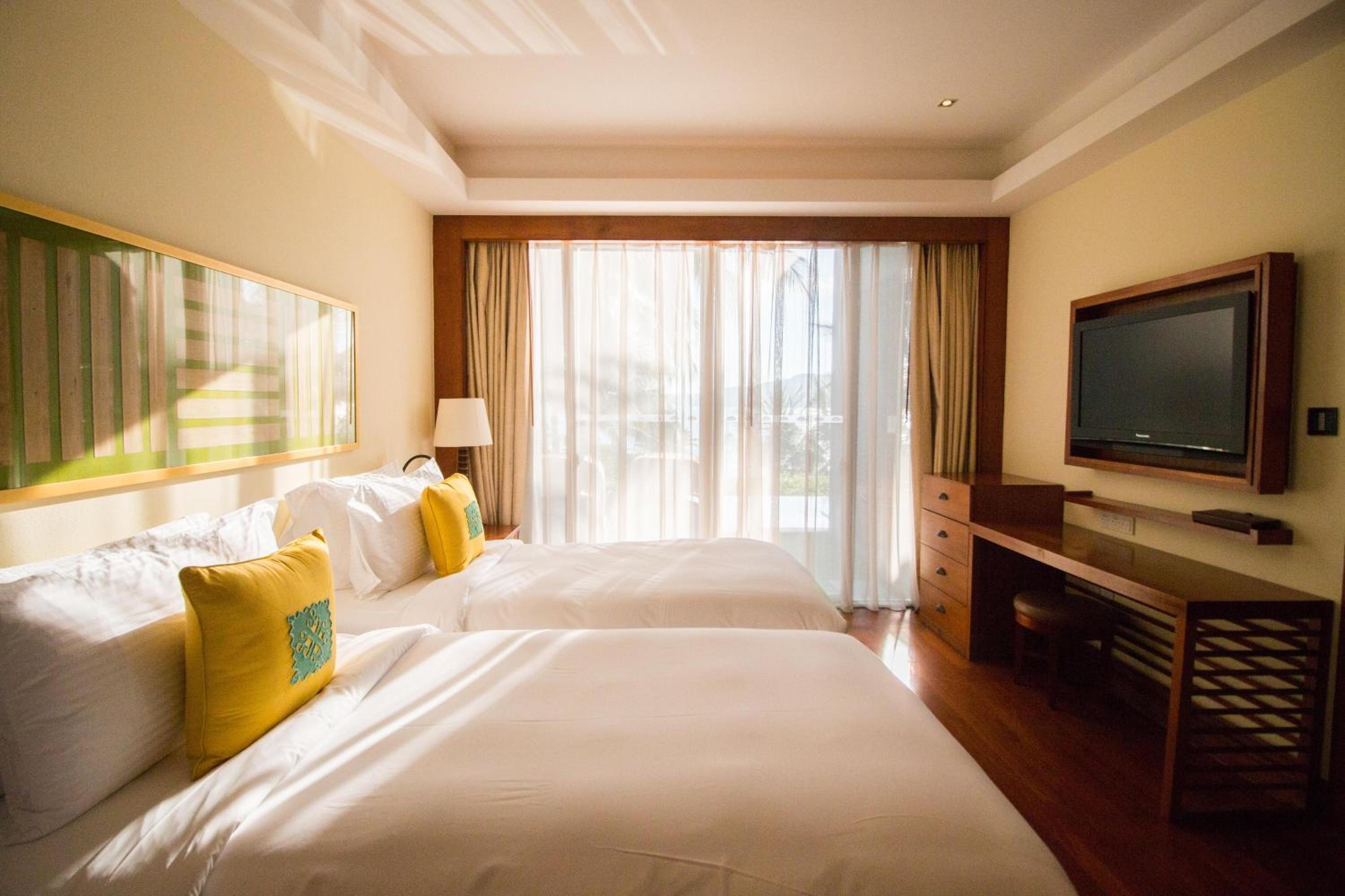 Sea Villa, King Bed, South Wing