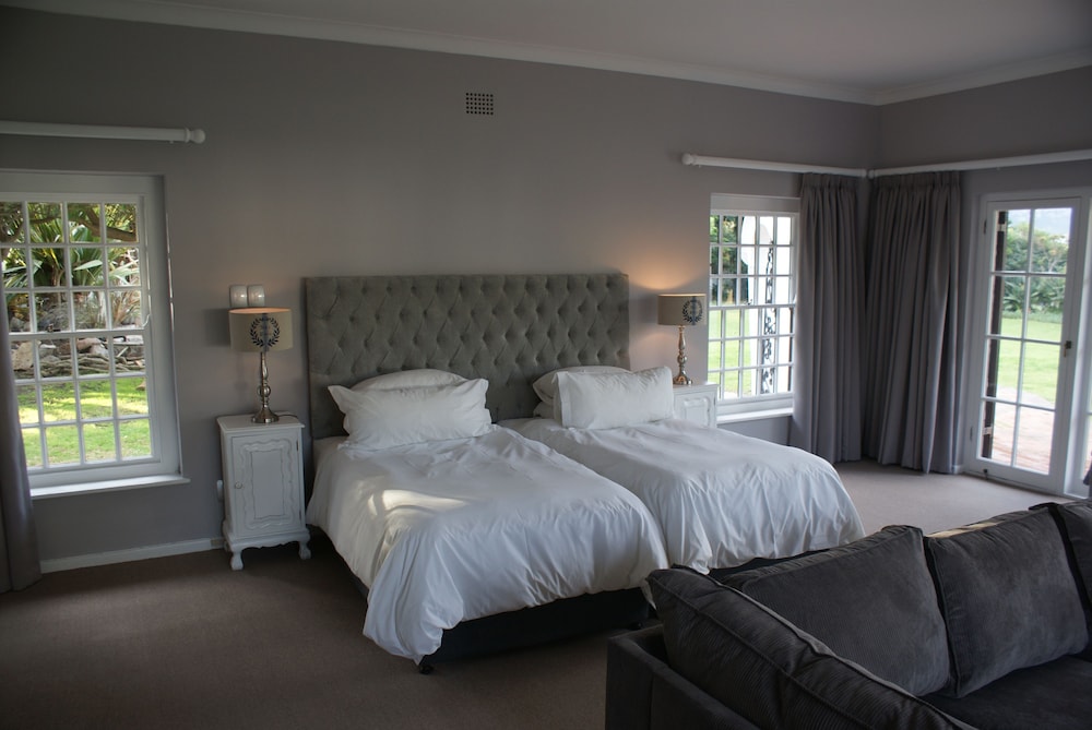 Whale Rock Luxury Lodge 15/65