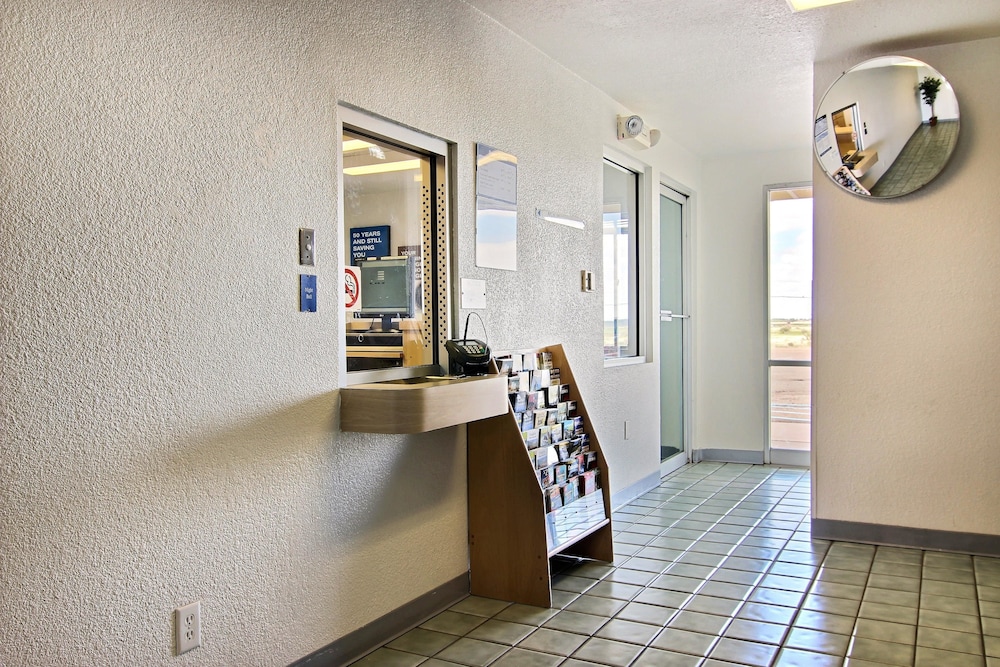 Motel6 Tucumcari, NM 53/71