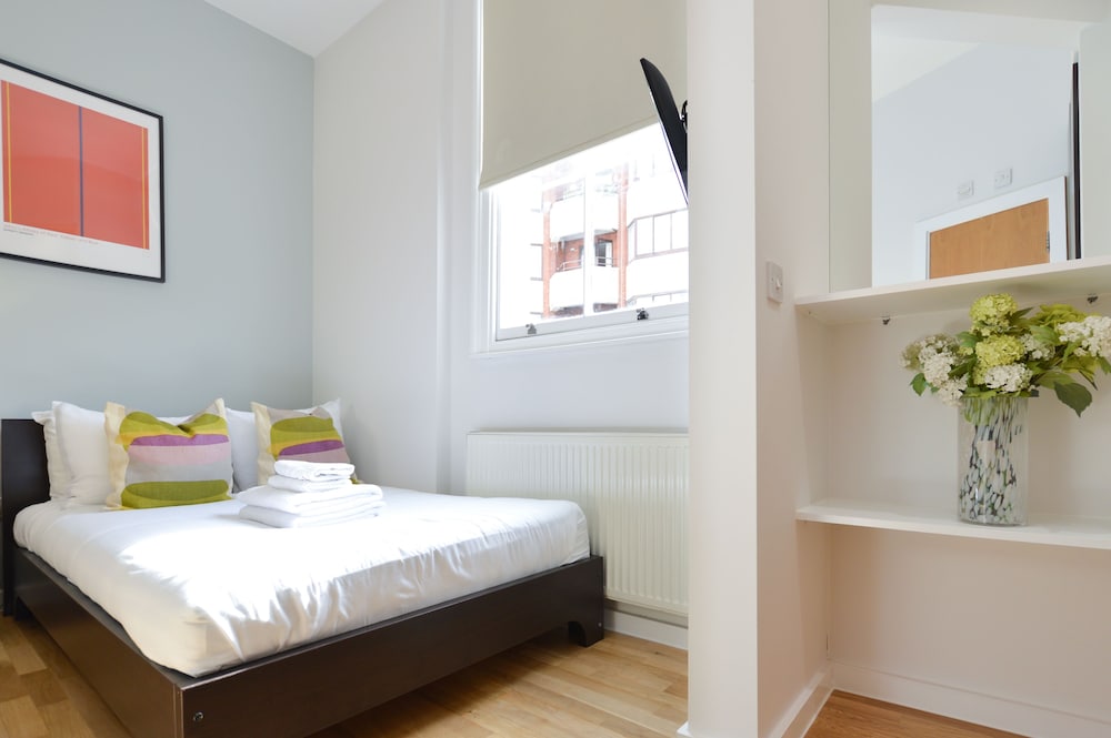 Princes Square Serviced Apartments 17/50