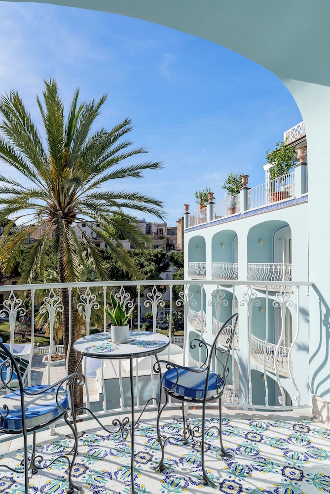 Manzi Hotel & Spa 70/77
