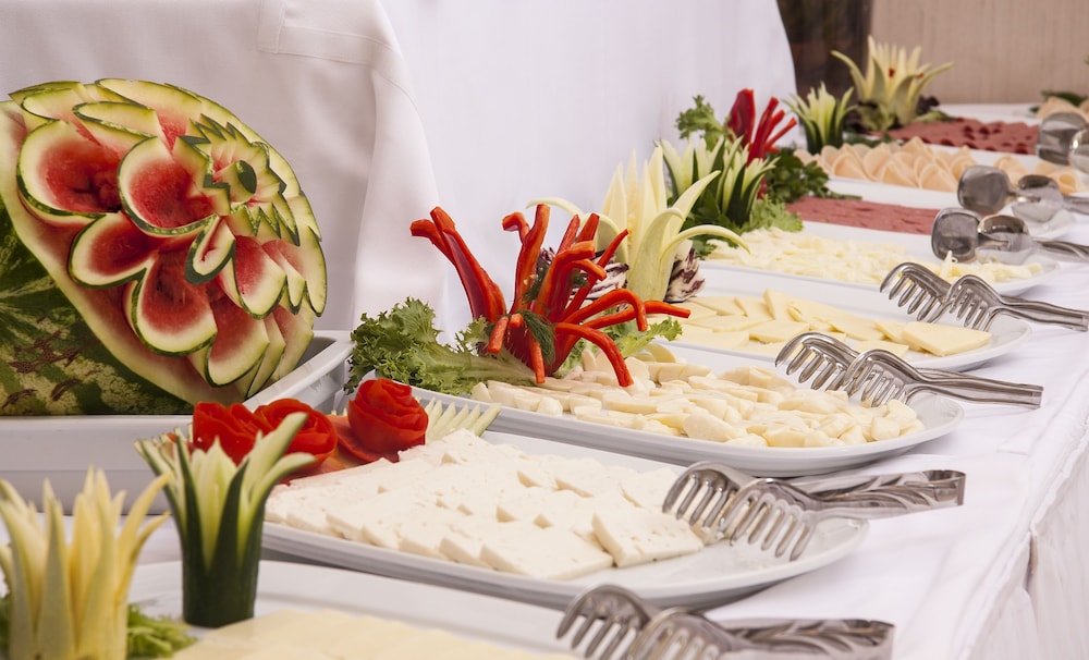 Golden Way Hotel Giyimkent 19/33