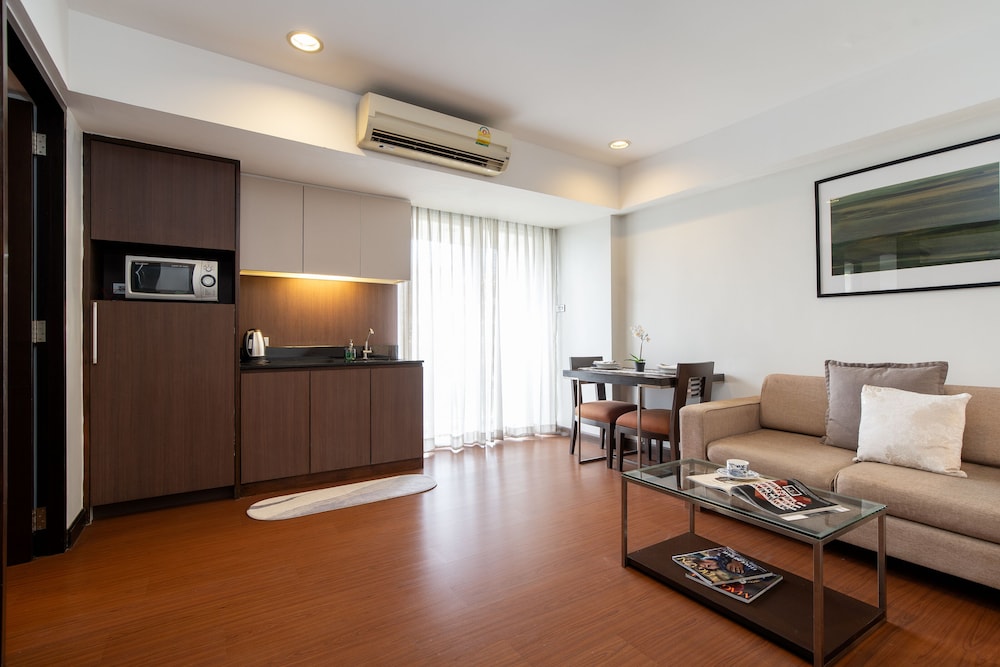 Lily Hotel Bangkok 32/50
