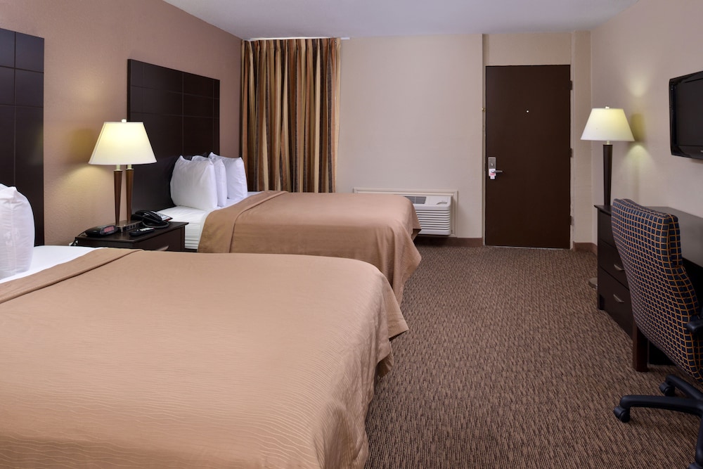 Airport Inn Nederland Texas 27/59