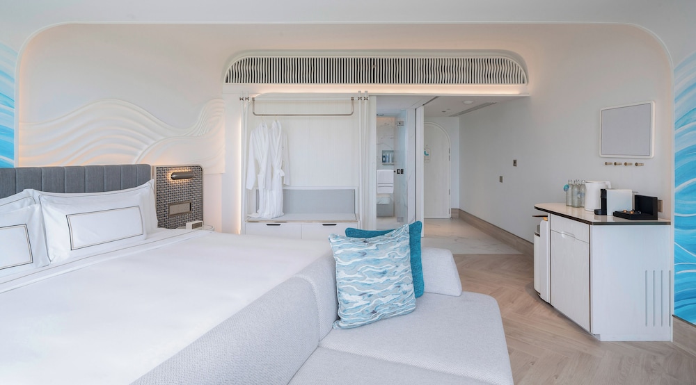 The Level, Premium, King Bed, Sea View