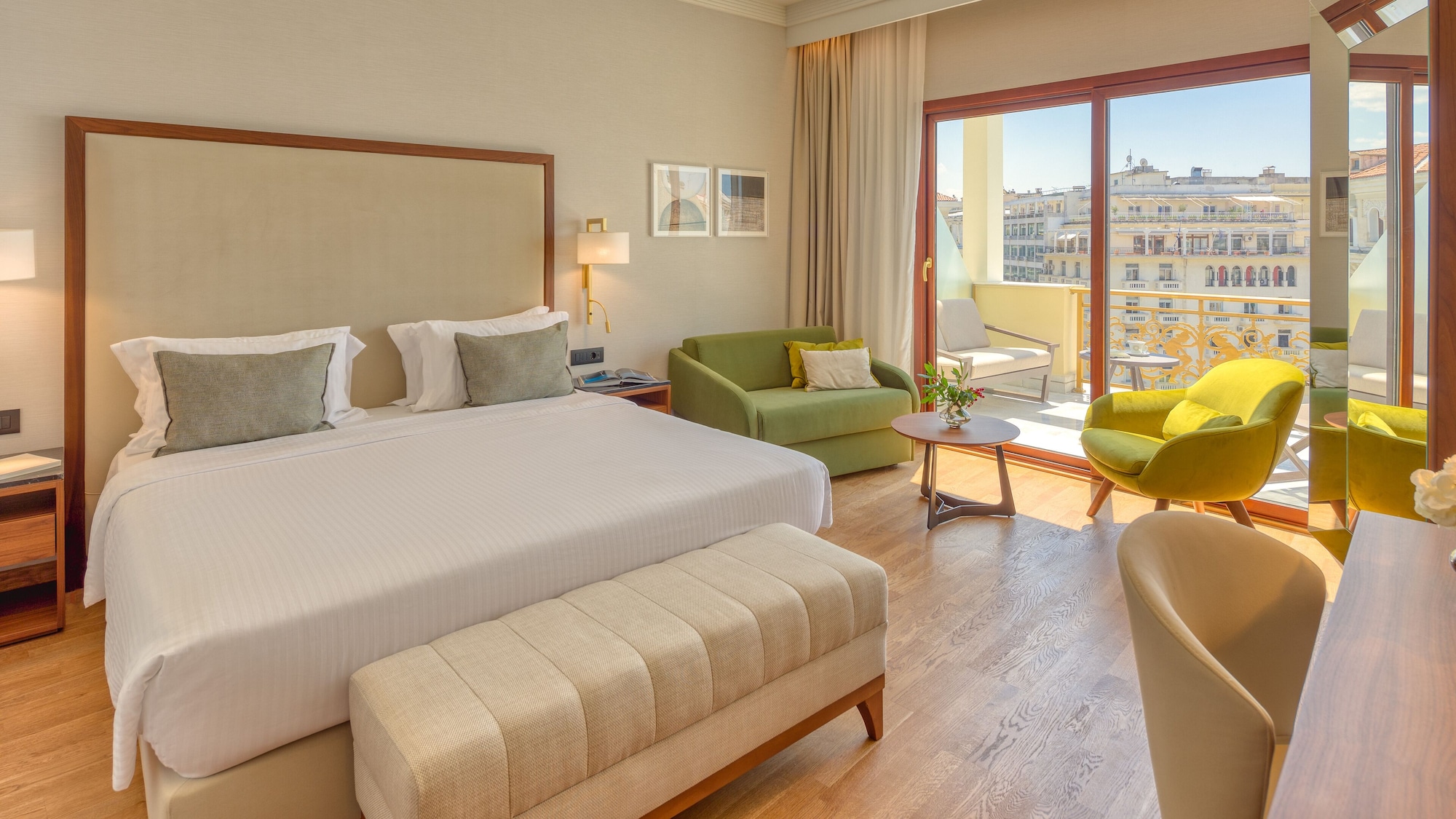 Executive, Double Bed, Partial Sea View