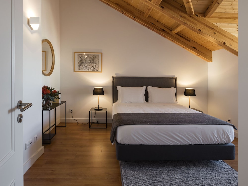 LISBON SERVICED APARTMENTS BAIXA CASTELO 20/74