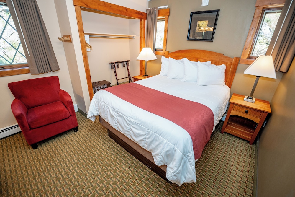 Silver Moon Inn 22/70