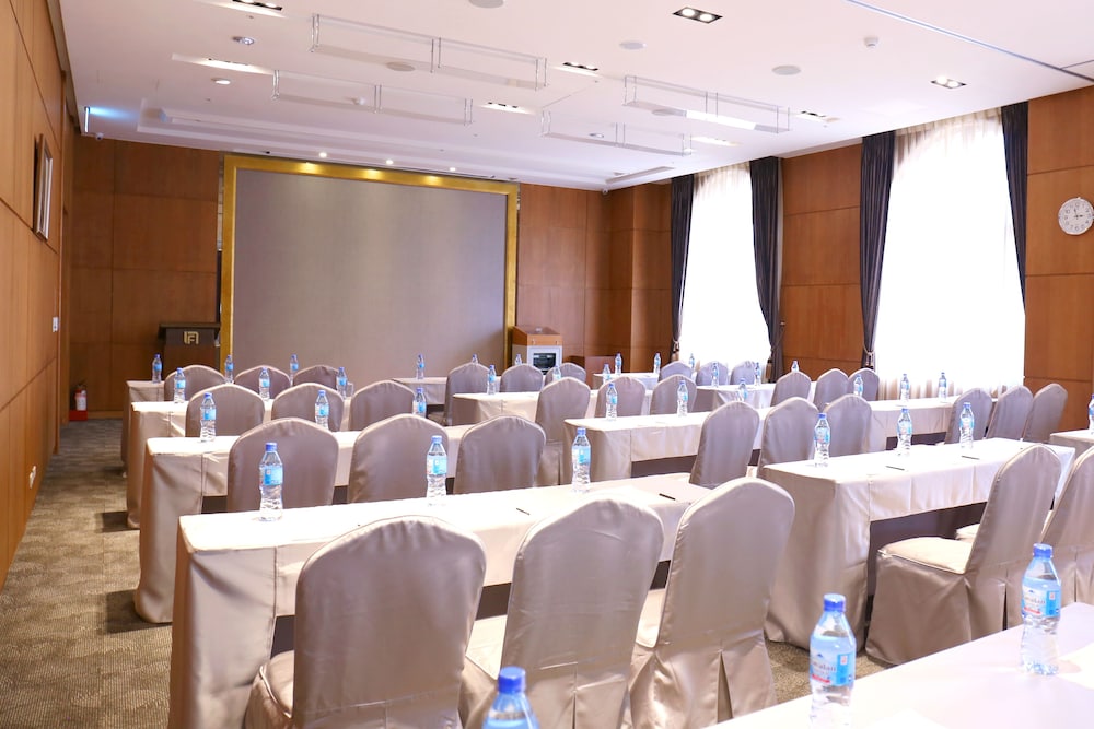 Tainan Fushin Hotel 58/64