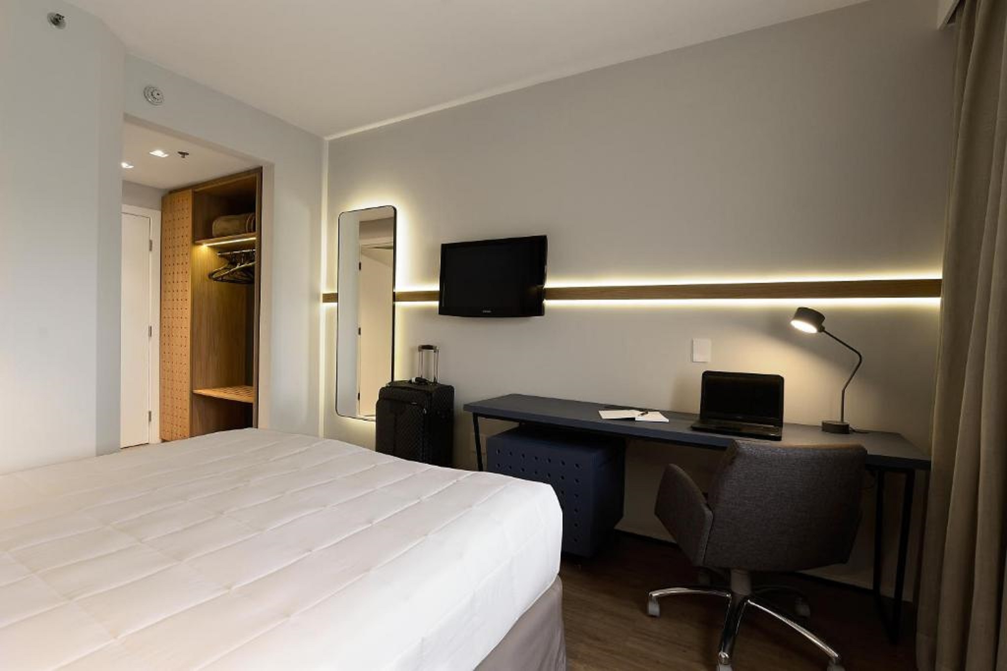 Standard, Double Bed