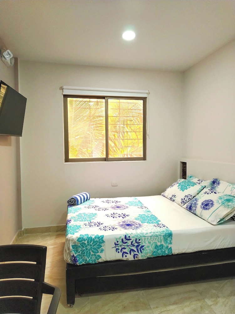 STANDARD, DOUBLE BED, GARDEN VIEW