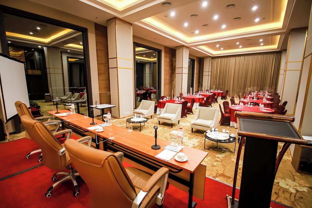 Asialink Hotel By Prasanthi 44/50
