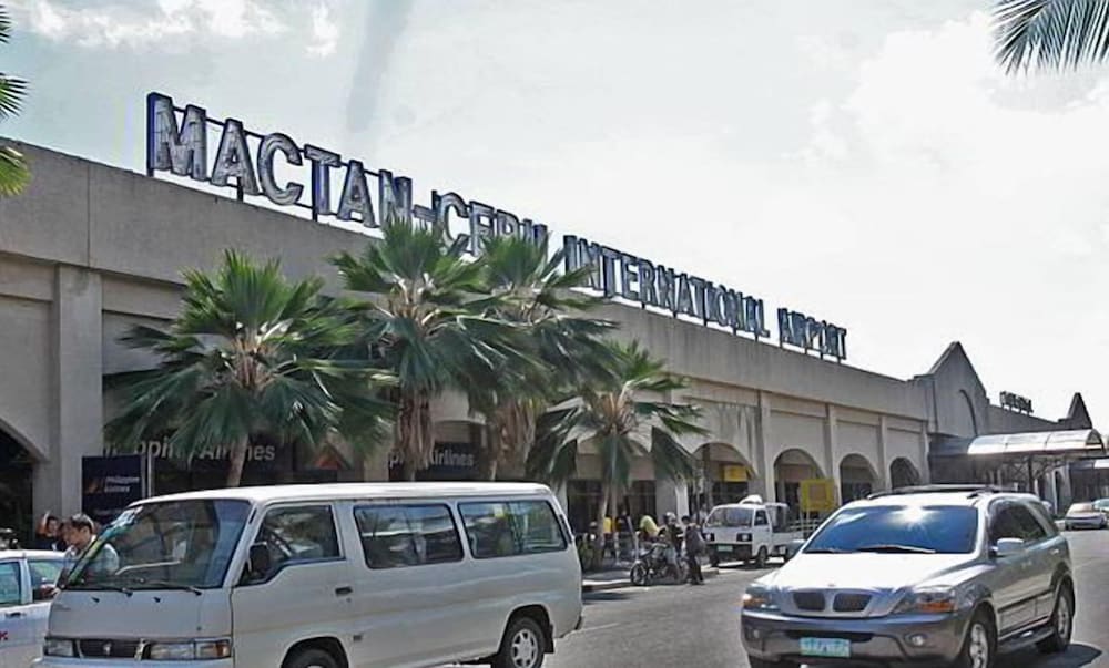 Transit Point Hostel Mactan Cebu 14/15