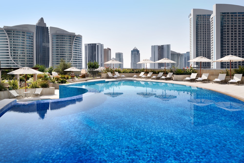 Movenpick Hotel Apartments Downtown Dubai 62/64
