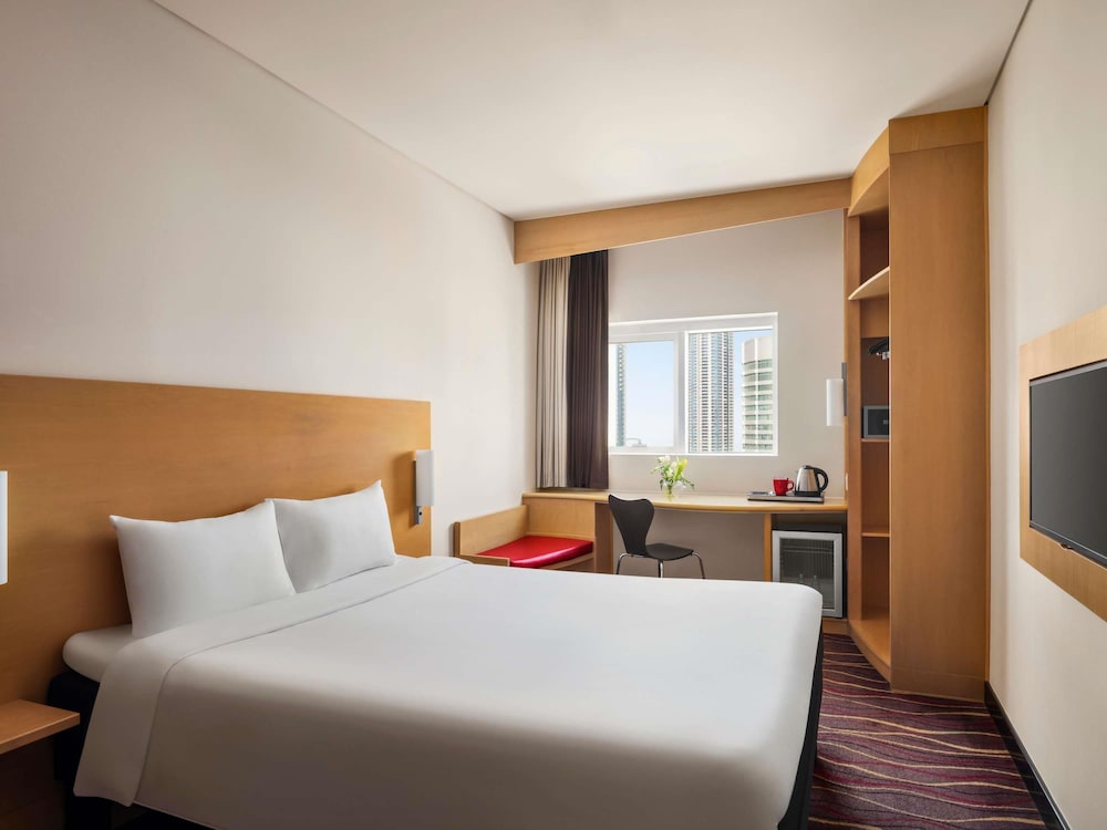 Ibis Seef Manama 25/69