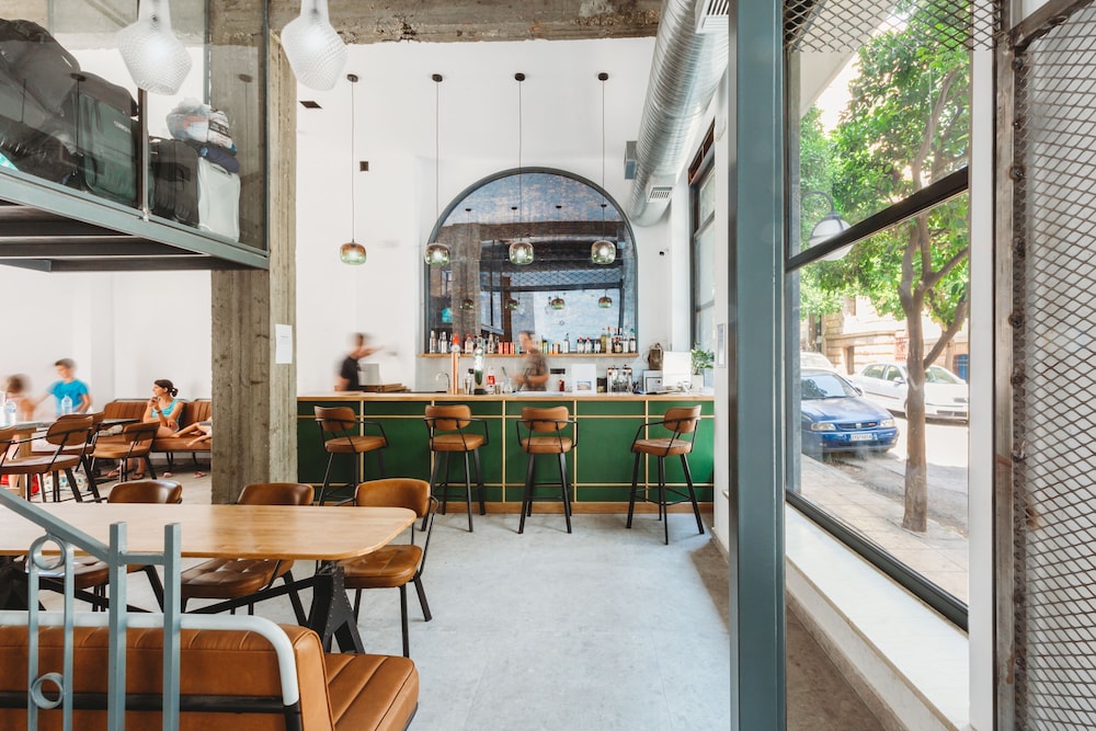 Athens Backpackers 30/44