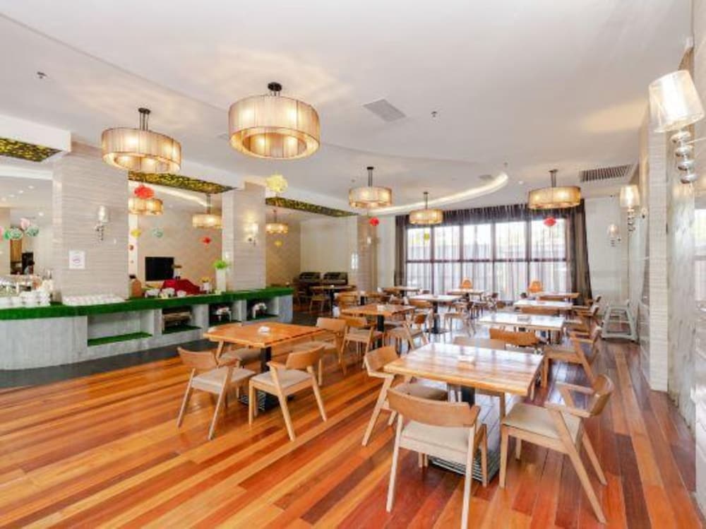 Livingston Hotel Sandakan 37/57