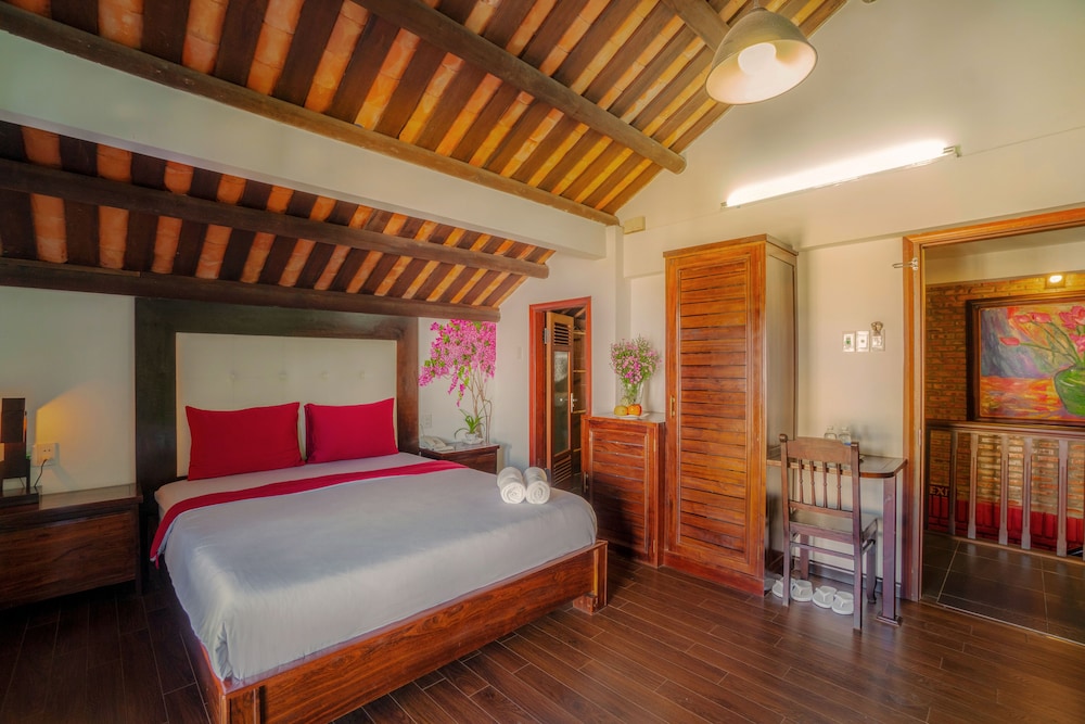 Golden Peach Villa Hoi An 25/68